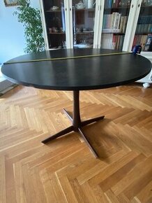 Stůl, 4 židle - 1