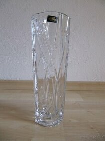 Broušená váza - Crystalite Bohemia Czech Republic