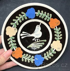 Tanierik s vtáčikom, pozdišovská keramika -