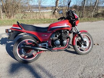 Kawasaki GPZ 550