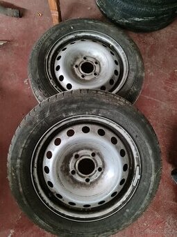 Prodám dva disky na OPEL VIVARO 5x118 r16 pneu 195/65/16c