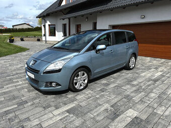Peugeot 5008 1.6 16v - 103 tis km - 7 míst