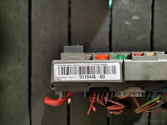 BMW E90-91, nafta, pojistková skříň