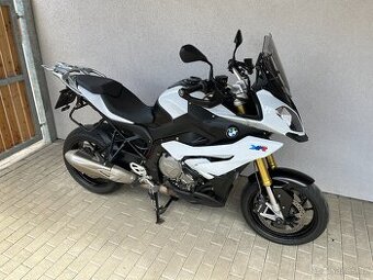 BMW S1000XR