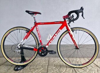 Cyklokrosové kolo Focus Mares AX 1.0