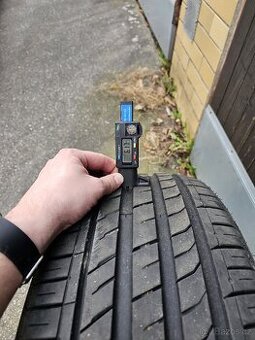 Nexen Nfera SU1 225/45 r17 letni