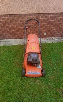 HUSQVARNA - BENZÍNOVÁ SEKAČKA S POJEZDEM