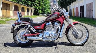 Suzuki Intruder VS 800