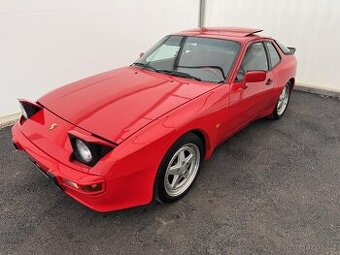 Porsche 944, 2.5 120KW