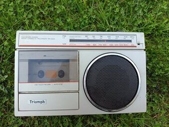 Staré radio Triumph