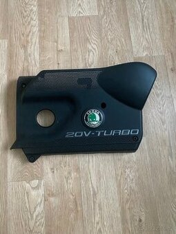 Kryt motoru 1.8t