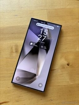 Zánovní Samsung S24 Ultra + zánovní Galaxy Watch 7 44mm