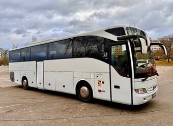MERCEDES-BENZ TOURISMO RHD