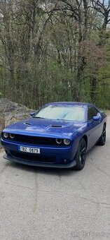 Dodge Challenger 5,7 hemi