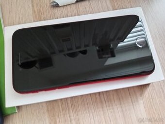 Iphone SE 2020 červený 128gb