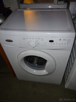 pračka whirlpool A+A,na 5kg,1000 ot.,stav výborný