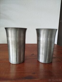 cínové pohárky