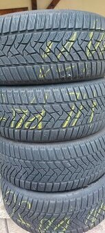 Prodám pneu Dunlop 225/50r17