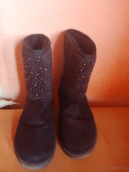 Zimni damske zateplene semisove boty