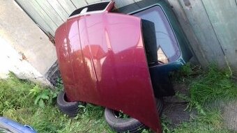 Škoda Octavia 1 přední kapota maska hot chilli 9885