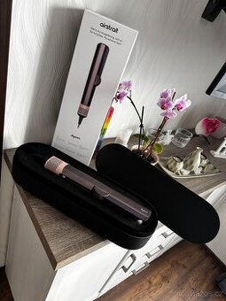 Žehlička na vlasy Dyson Airstrait HT01 jasper plum