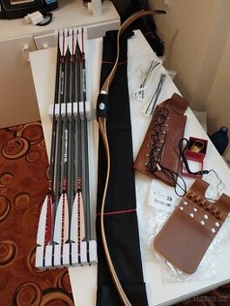 PRODÁM ORIGINÁL AF ARCHERY TATARSKÝ LUK OAK TATAR BOW 45LBS