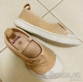 Balerinky Sinsay - velikost 28
