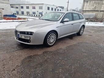 Alfa Romeo 159 facelift r.v 2010, stk do 10/2026 najeto pouz