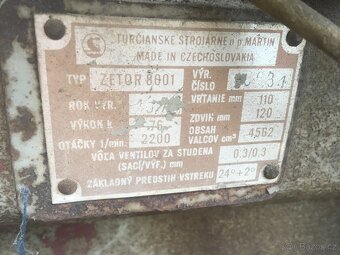 Motor Zetor 8001 na díly vše po GO nebo složený celek