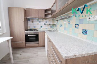 Pronájem bytu 2+1, po rekonstrukci, 3.patro bez výtahu, 54 m