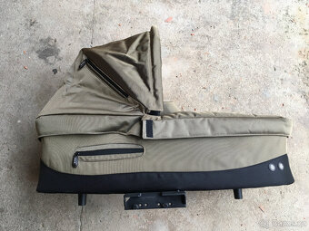 Mutsy Rider kočárek s příslušenstvím