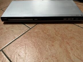 Video recorder a DVD prehravac