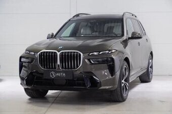 BMW X7, 40i,M-PAKET,HUD,PANO,ZÁRUKA