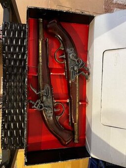 Duel repliky zbraní ,,pistolí”