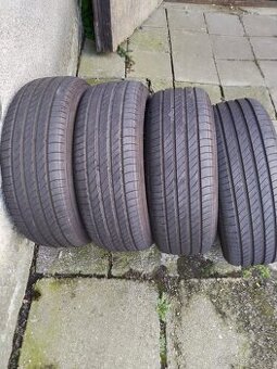 Letní pneumatiky Michelin R16