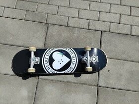 Skateboard+přilba