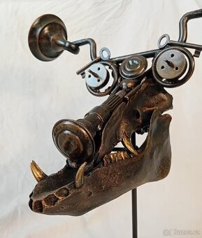 STEAMPUNK RECYCLE ART - PATINOVANÝ KOV