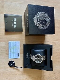 Hodinky Versace versus
