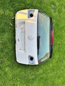 Passat b6 zadní vrata