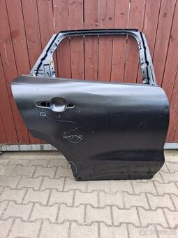 Jaguar F pace prsve zsdni dvere