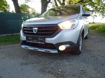 Dacia Lodgy 1,5 dCi 81kW Stepway 2x alu kola, pěkná výbava