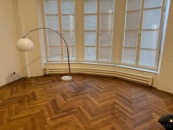 🏡 Pronájem bytu 1+kk, 35,3 m² - 1