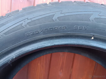 GOODYEAR 235/50 R19