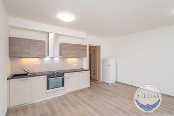 Pronájem nezařízeného bytu 1+kk 34 m² + 6 m² + balkon, Praha
