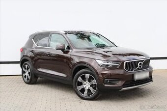 Volvo XC40 D3 INSCRIPTION SERVISNÍ KNIHA (2019)