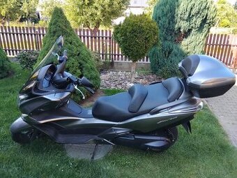 Honda - SW -T400