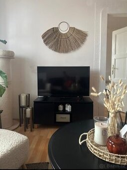TV stolek