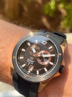 Hodinky Orient / cerno-zlate – sportovní automatické hodinky