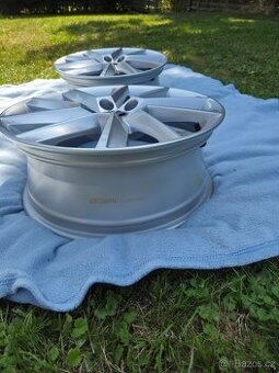 Alu kola - ŠKODA Scala, Kamiq R17 7x17 5x112 ET40