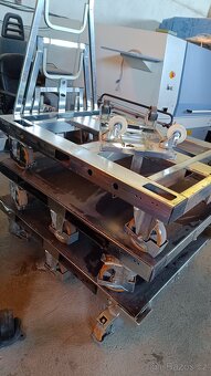 Skladové, paletové, manipulační vozíky